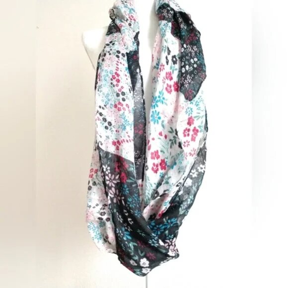 NEW Libby Edelman Infinity Scarf Floral Black White with Multicolor Flowers - Picture 2 of 8